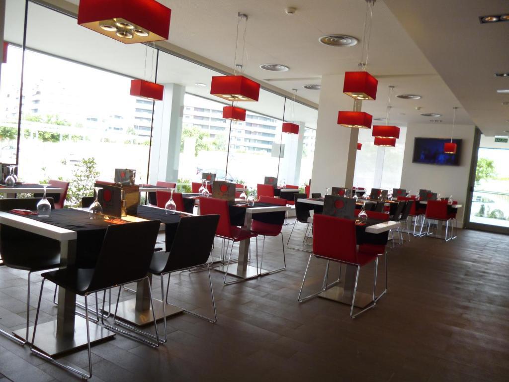 Ibis Budget リェイダ エクステリア 写真
